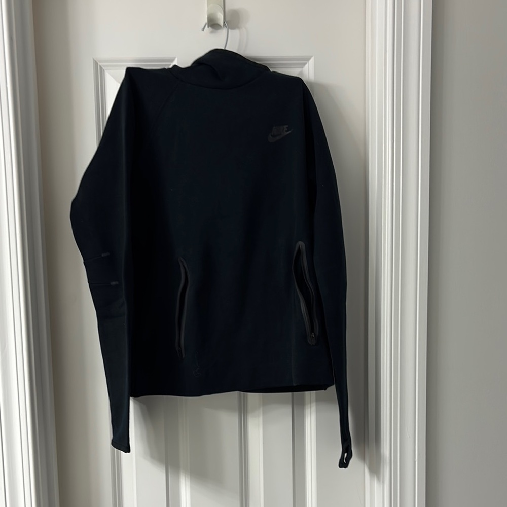 Nike Black Pullover Sweatshirt